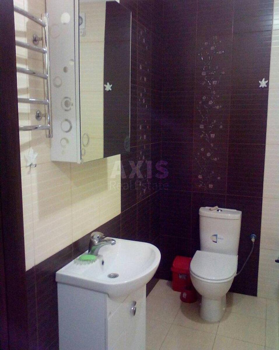 1k apartment prov. Byshivs'kyj 54