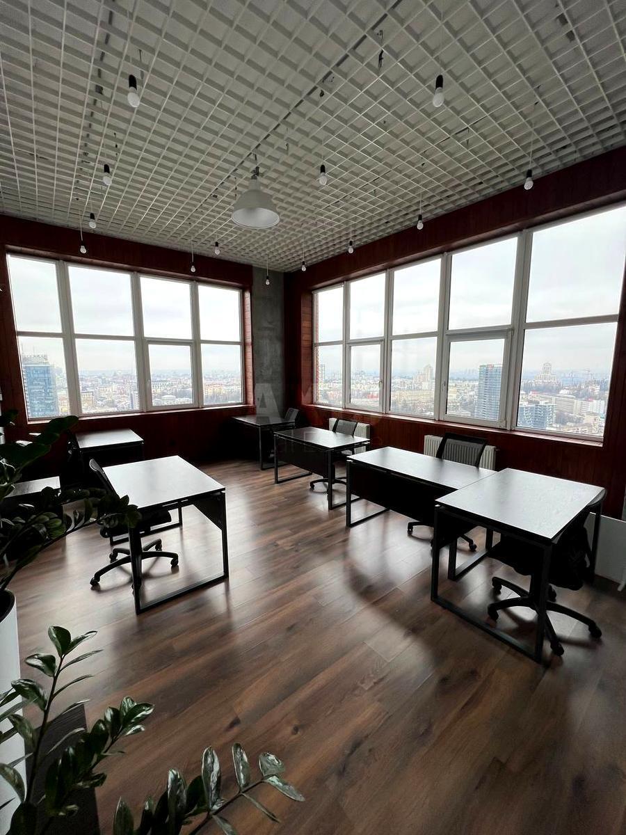 Office bul. Lesi Ukrai'nky 7А, 62m261780