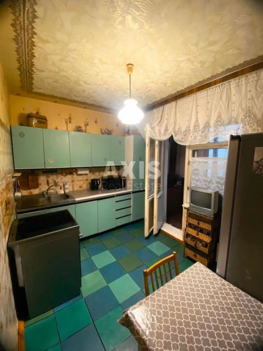 3k apartment vul. Raduns'ka 5Б