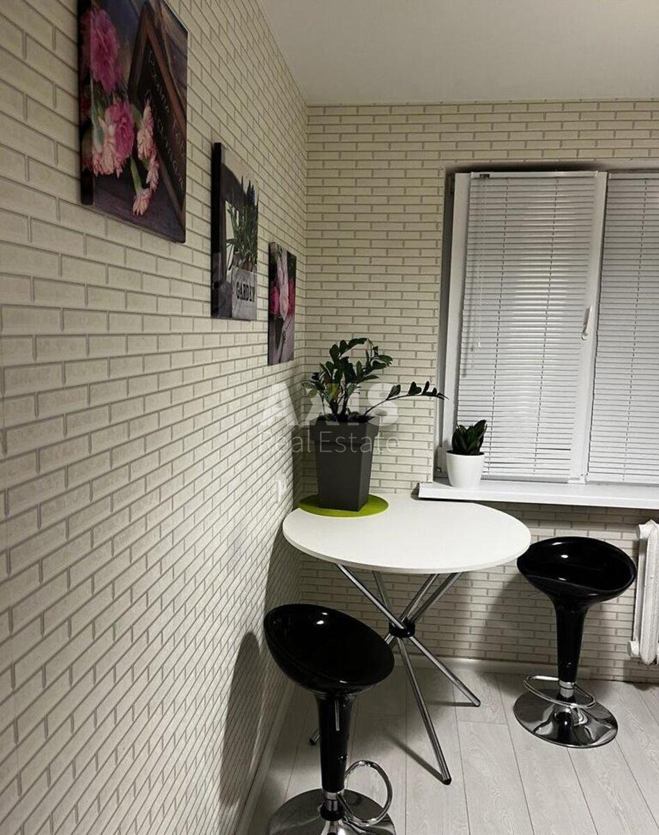 2k apartment vul. Tupoljeva Akademika 15Б1