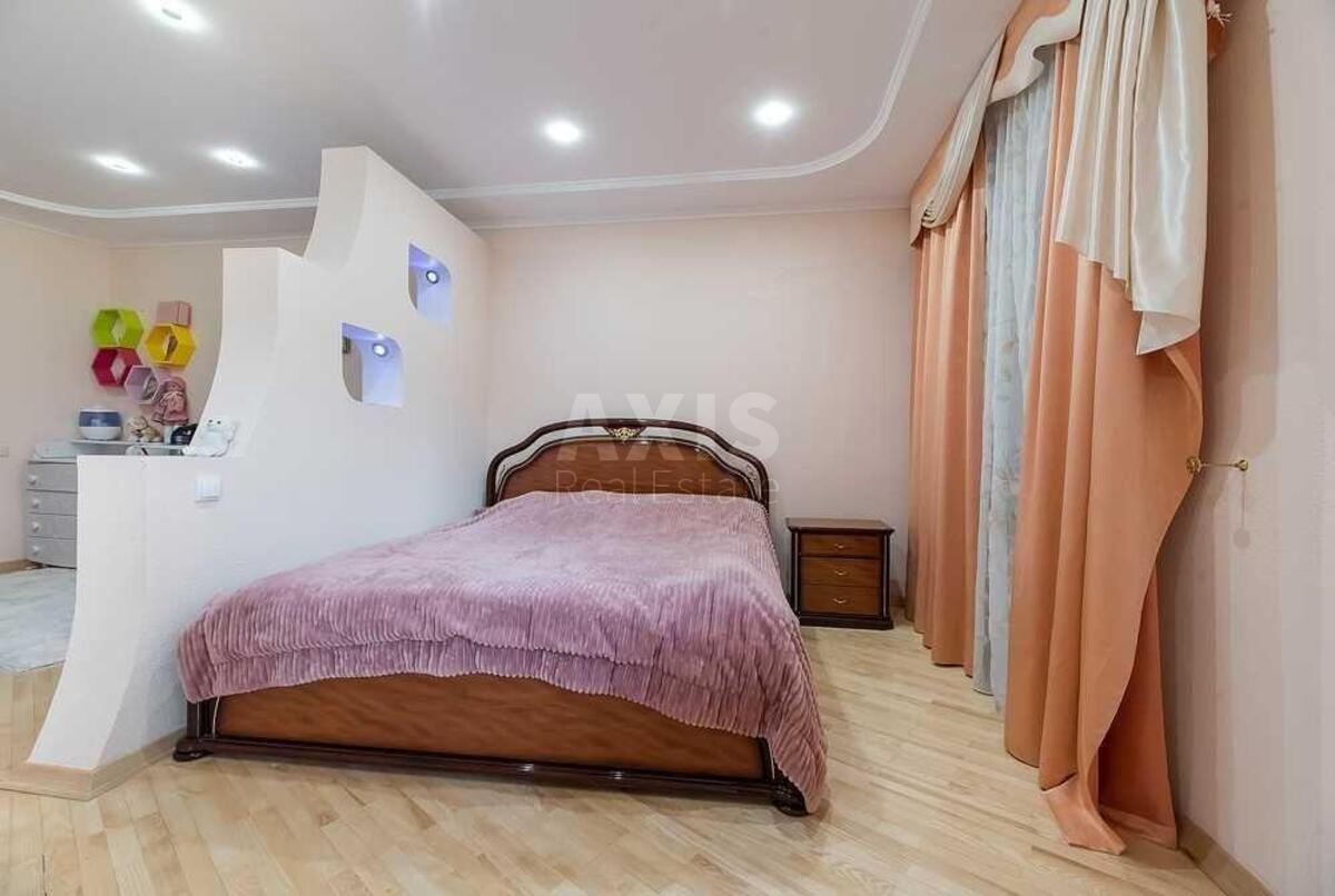 3k apartment vul. Knjazhyj Zaton 4627985
