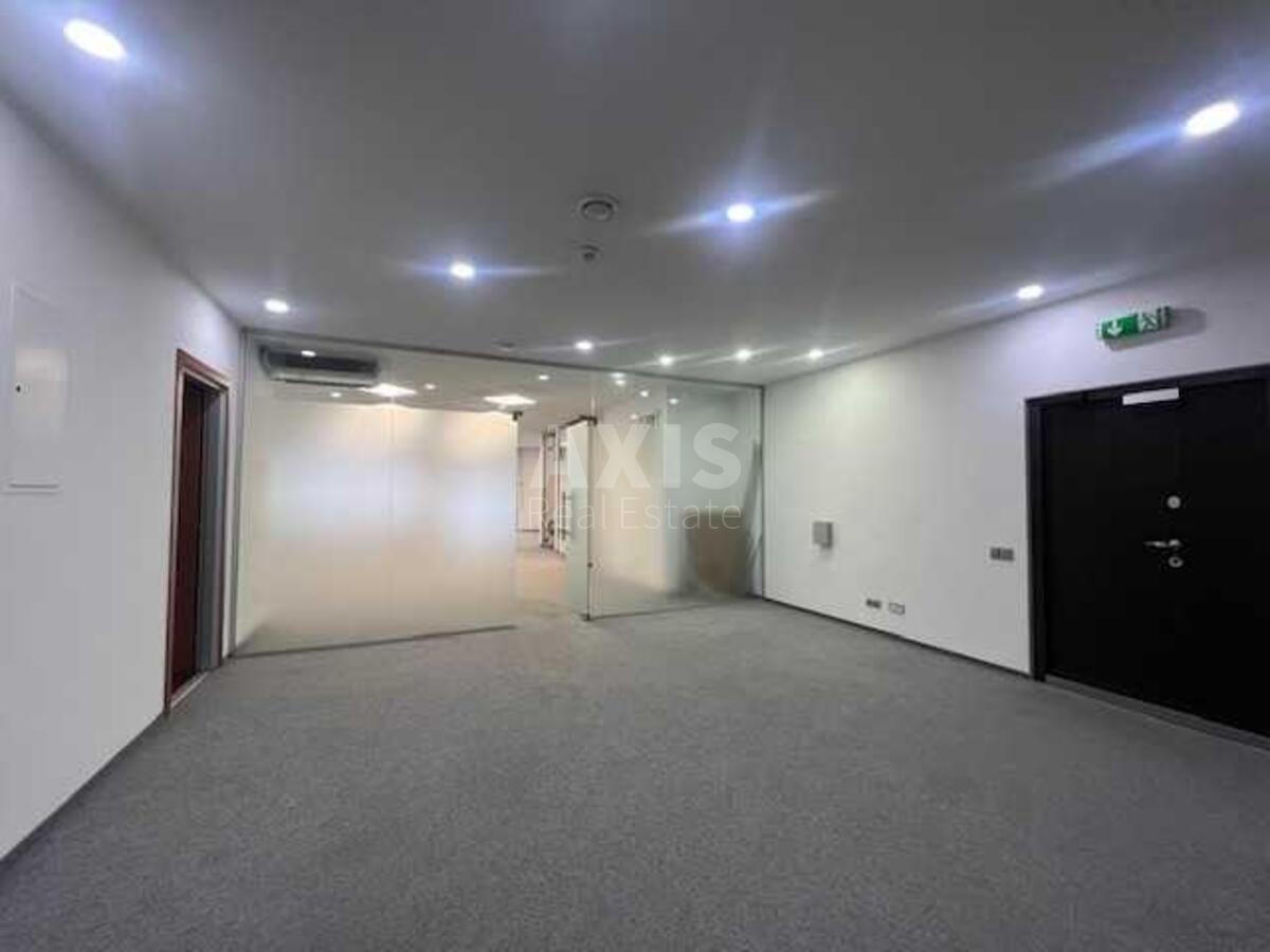 Office vul. Gonchara Olesja 57Б, 320m23