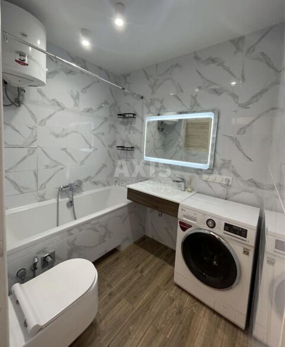 1k apartment vul. Get'mana Vadyma 296