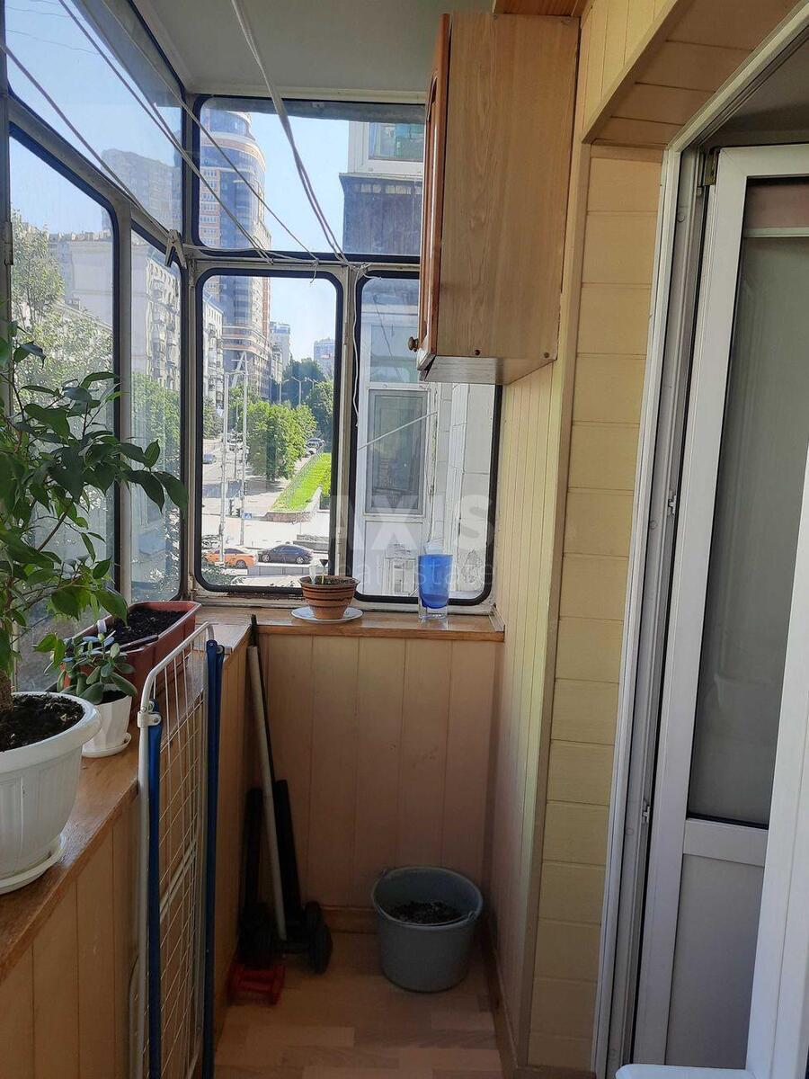 3k apartment vul. Velyka Vasyl'kivs'ka 1147