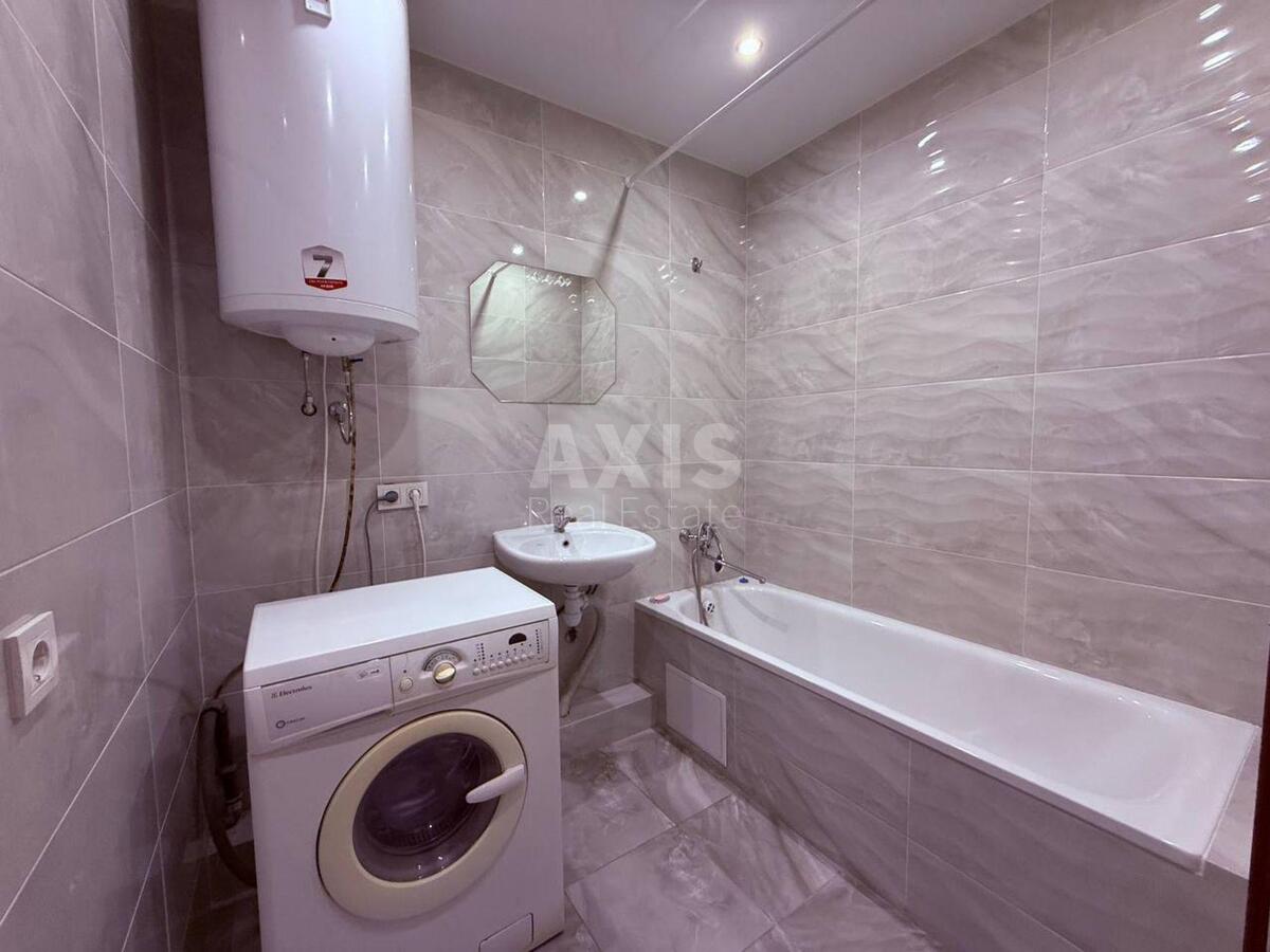 2k apartment prov. Baltijs'kyj 56