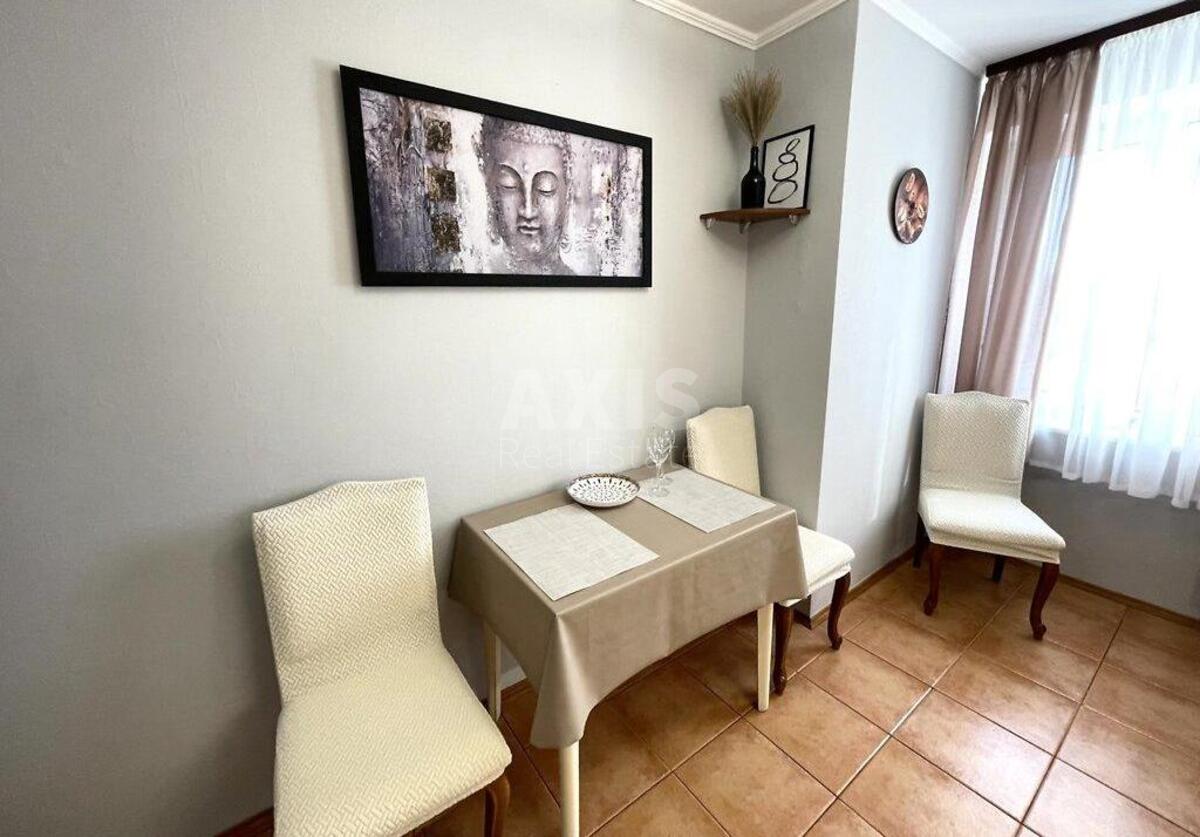 2k apartment vul. Mechnykova 9596860