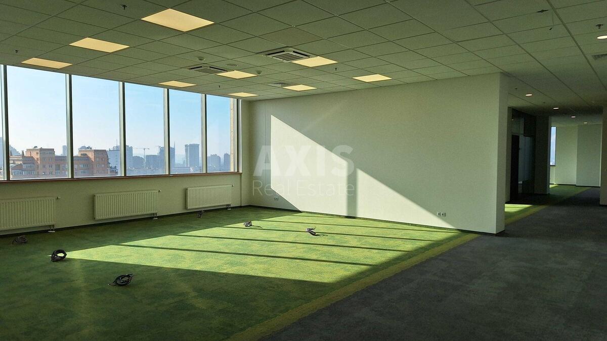 Office vul. Moskovs'ka 32/2, 1373m23