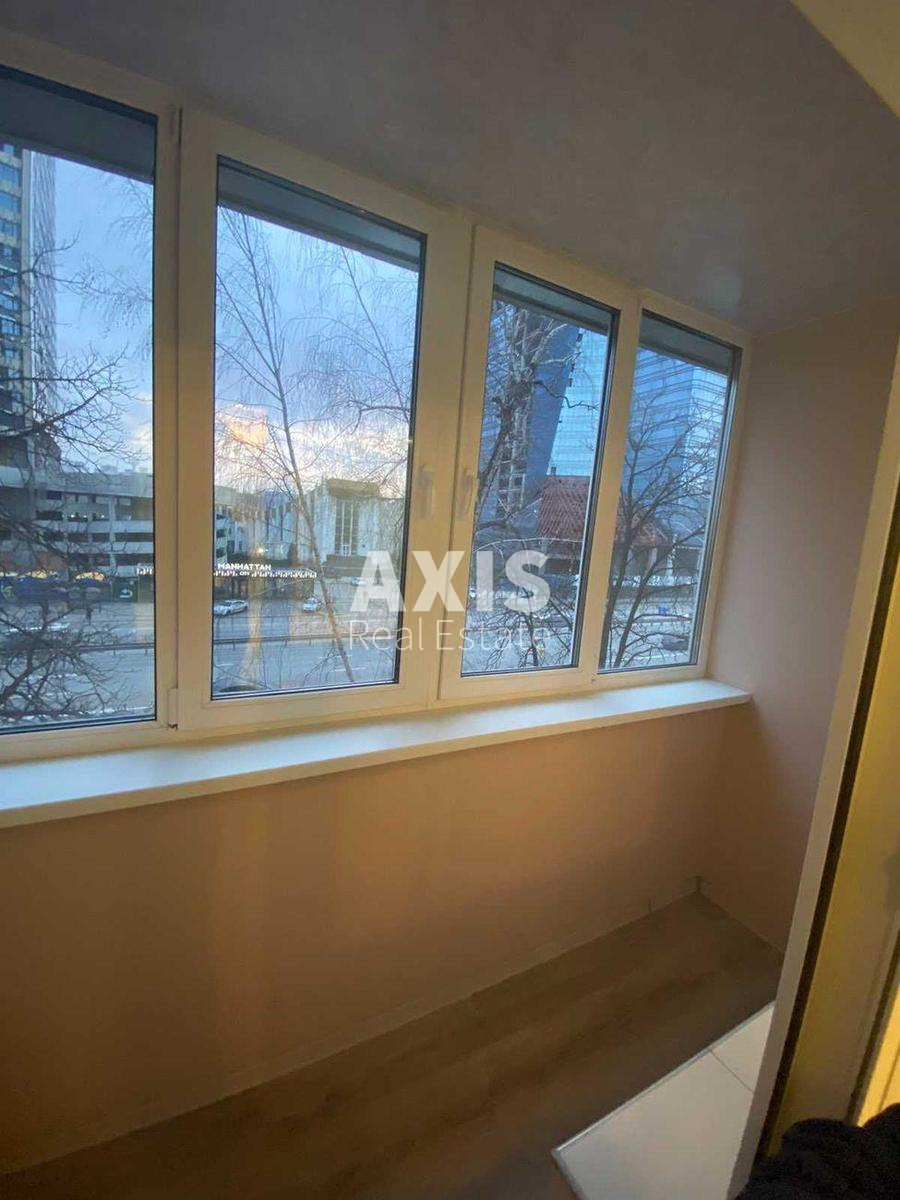 1k apartment pr-t Peremogy 160