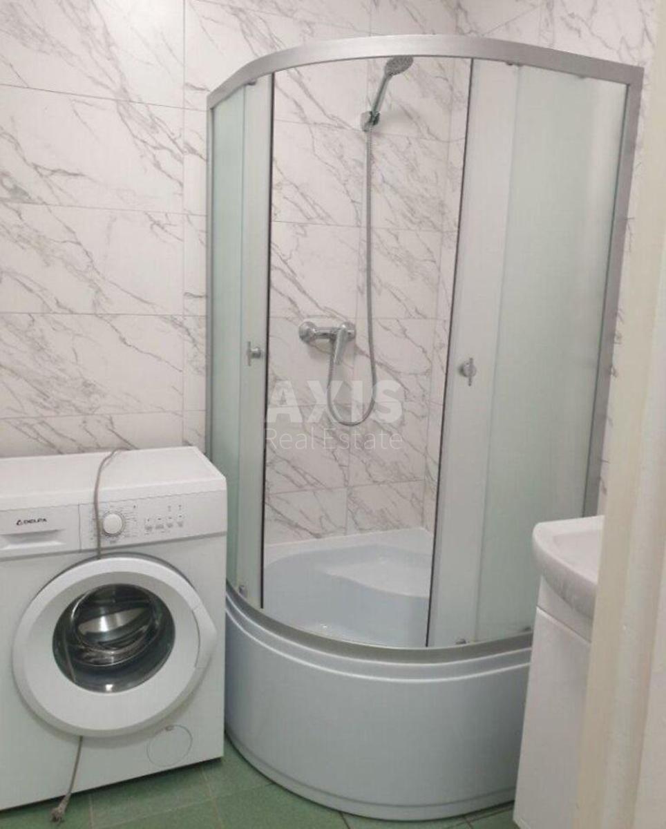 2k apartment vul. Nyzhn'ojurkivs'ka 42