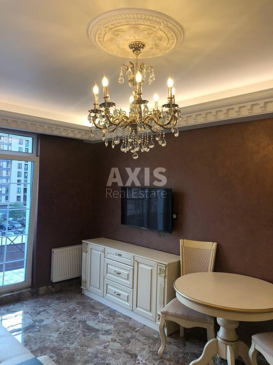 2k apartment vul. Myhajla Maksymovycha 247