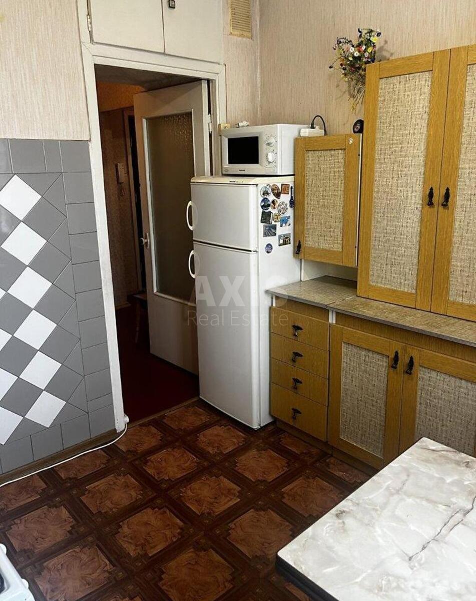 2к квартира ул. Сержа Лифаря 170