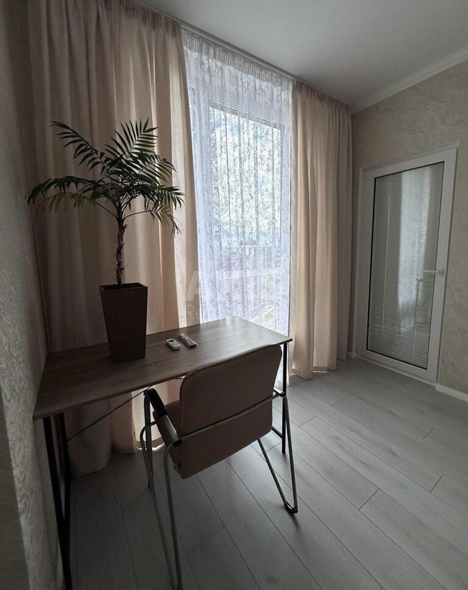 2к квартира ул. Александра Олеся 10564397