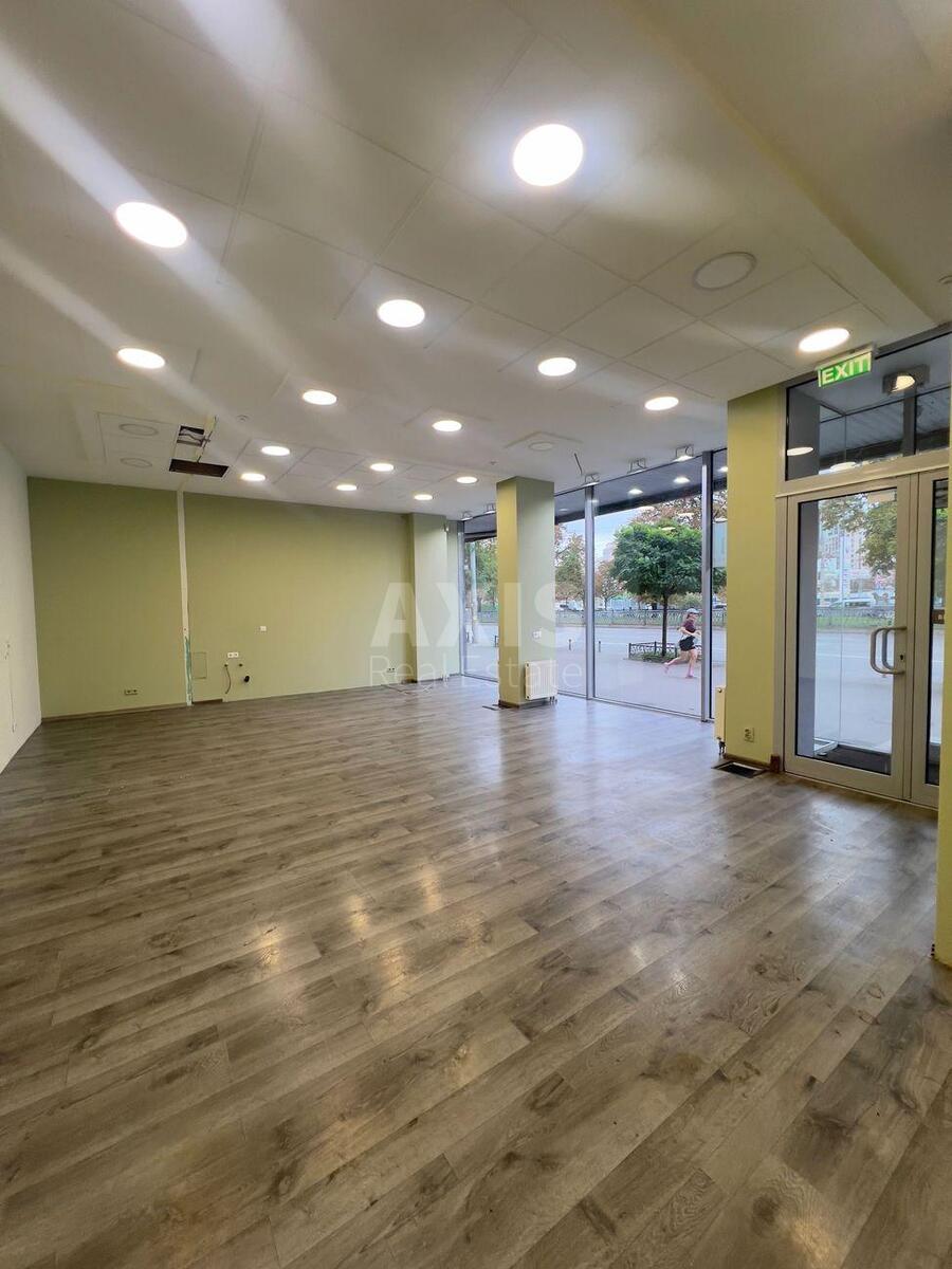 Trade object pr-t Berestejskij 3, 62m2608943