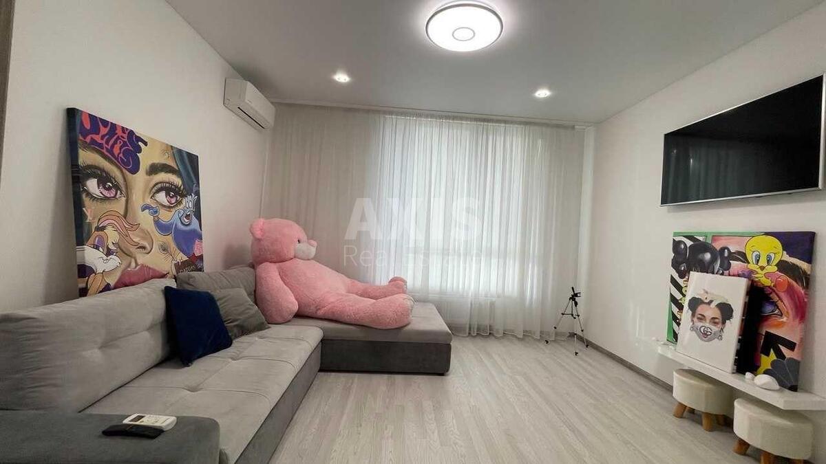 2k apartment vul. Zhuravlyna 42
