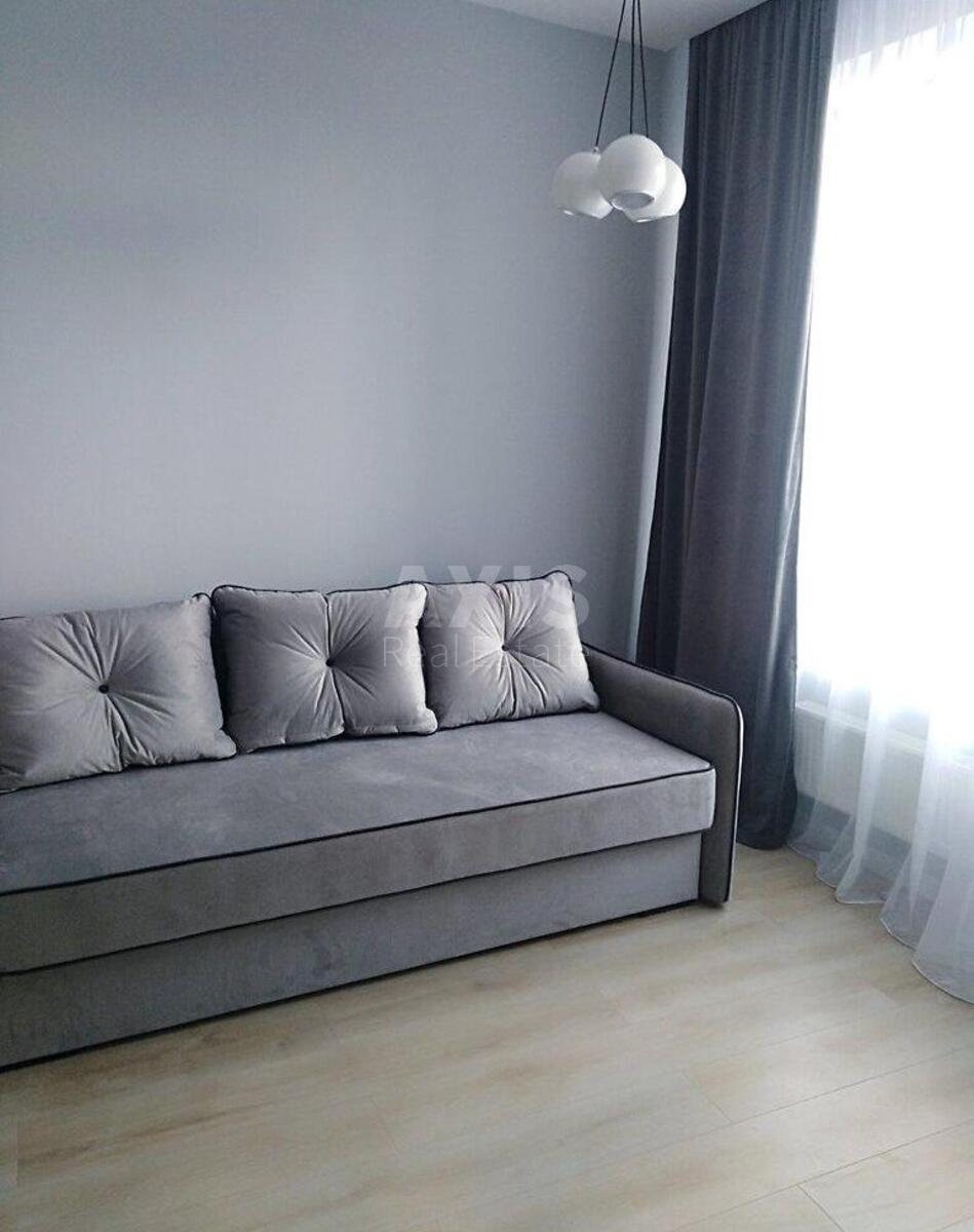 3k apartment vul. Vasylya Tyutyunnyka 28А612711