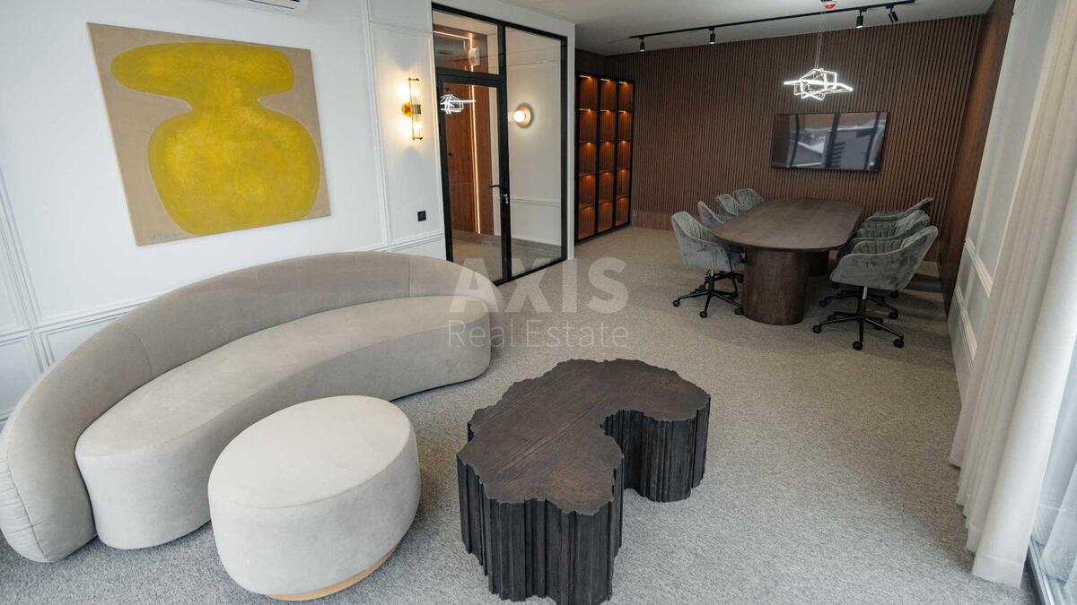 Office vul. Bul'varno-Kudrjavs'ka 15, 171m24