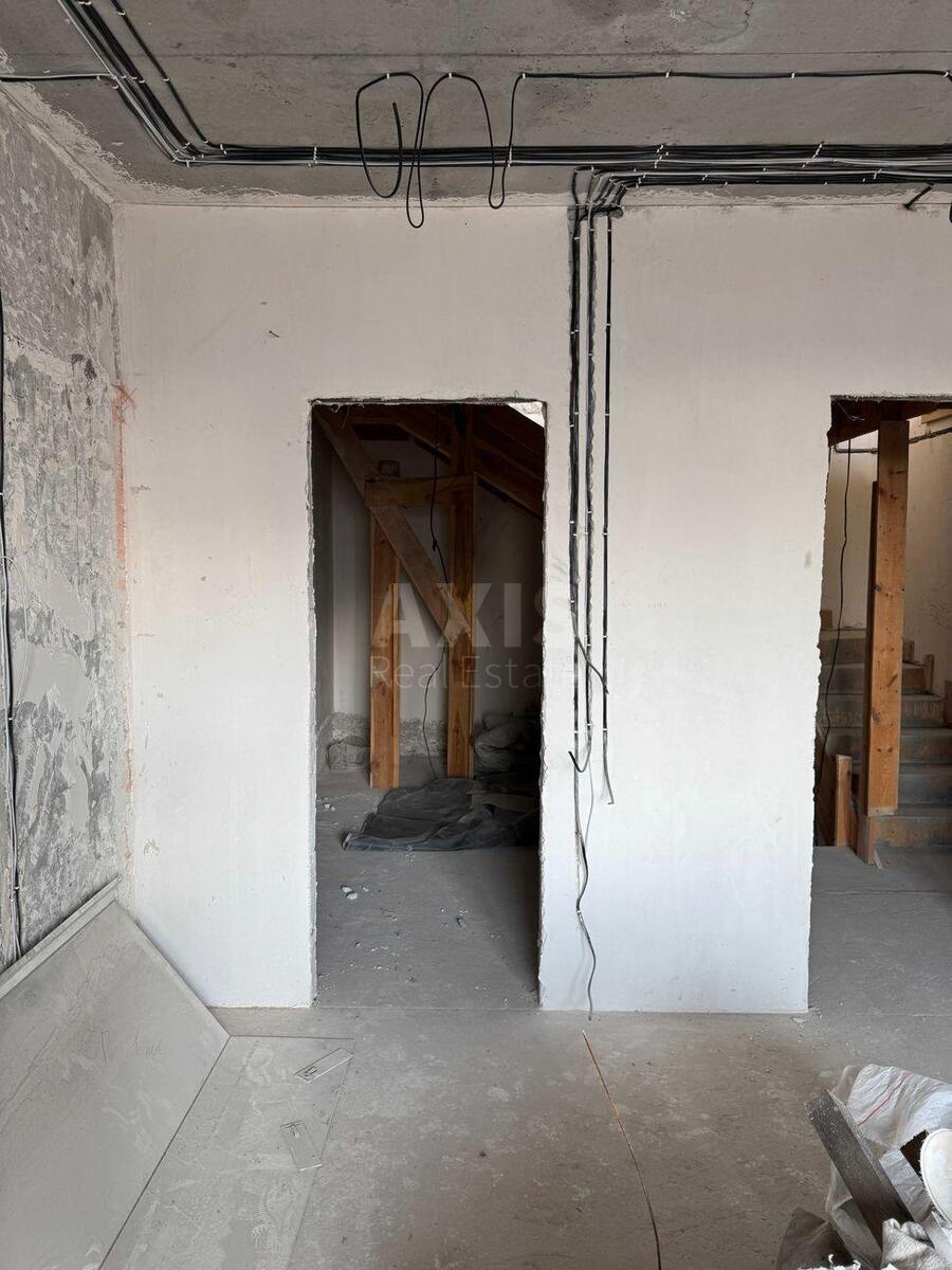 5k apartment vul. Zlatoustivs'ka 274