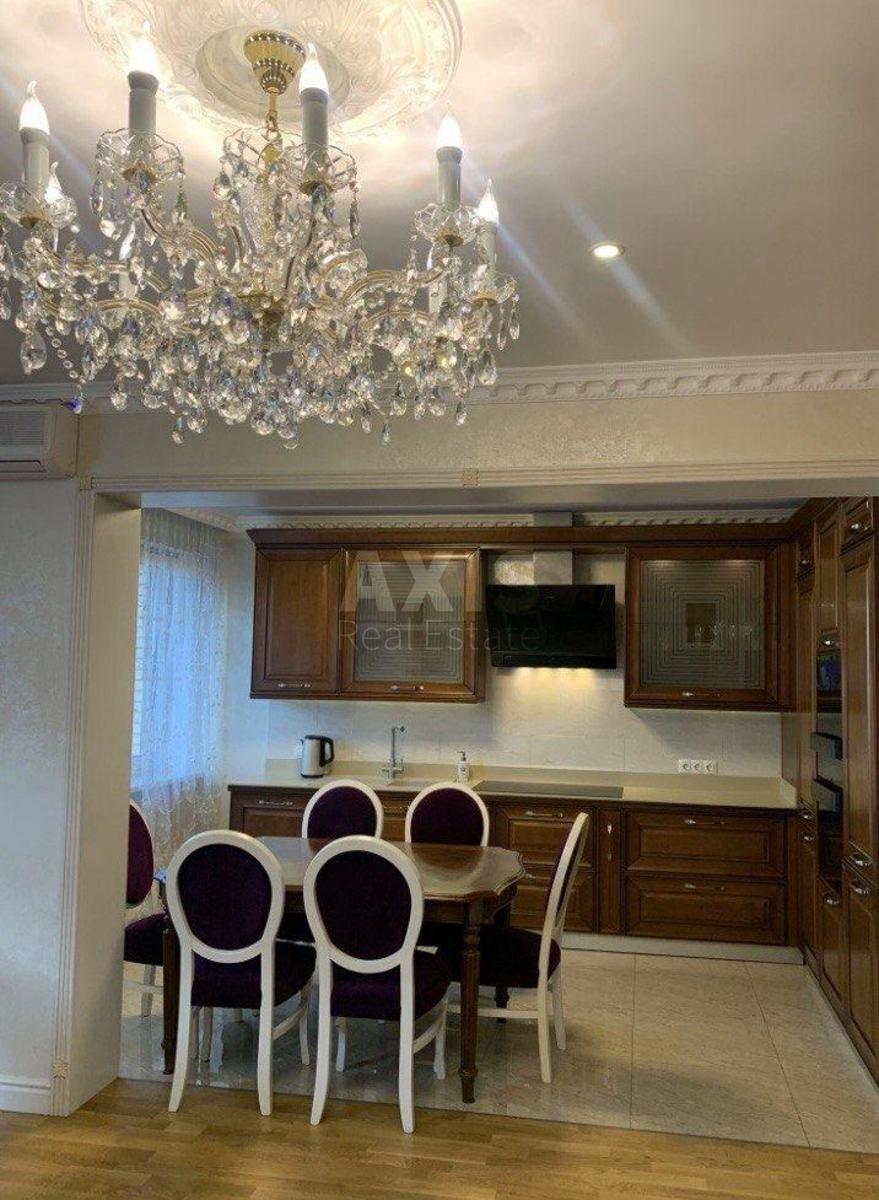 3k apartment vul. Zhyljans'ka 59