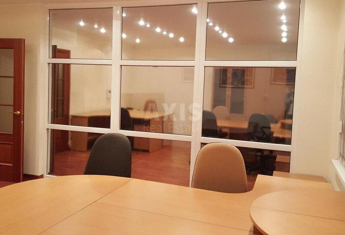 Office vul. Okipnoi' Rai'sy 10Б, 51m23
