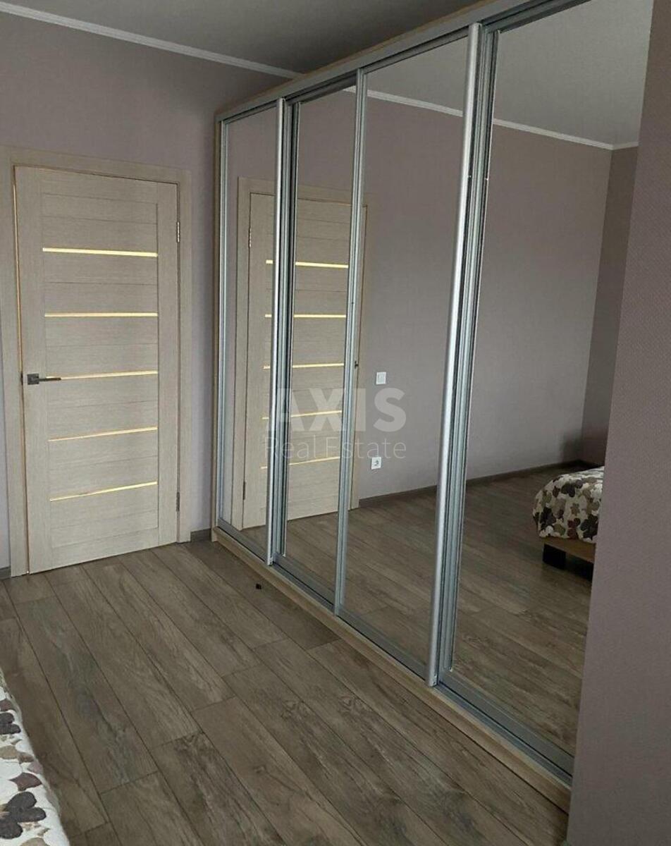 1к квартира ул. Крамского Ивана 10К633666