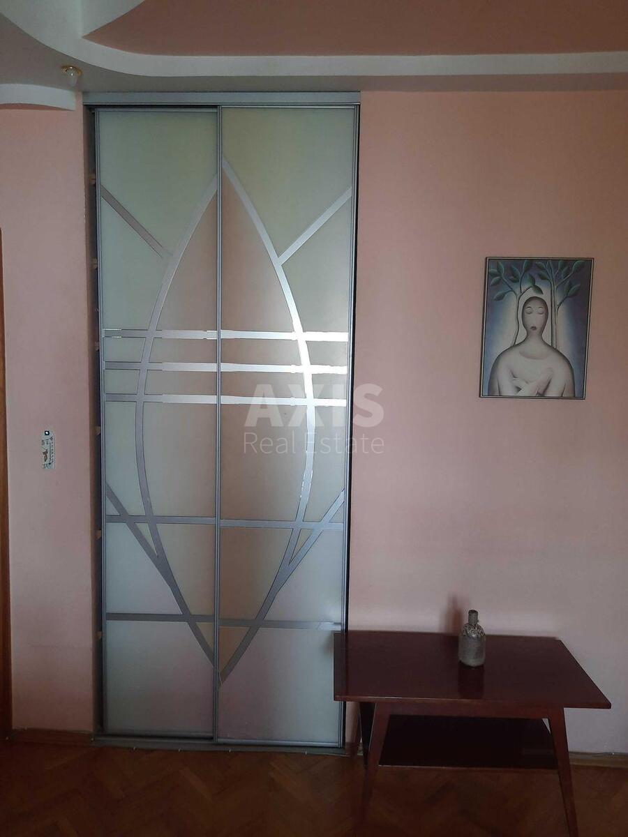 3k apartment vul. Velyka Vasyl'kivs'ka 1148