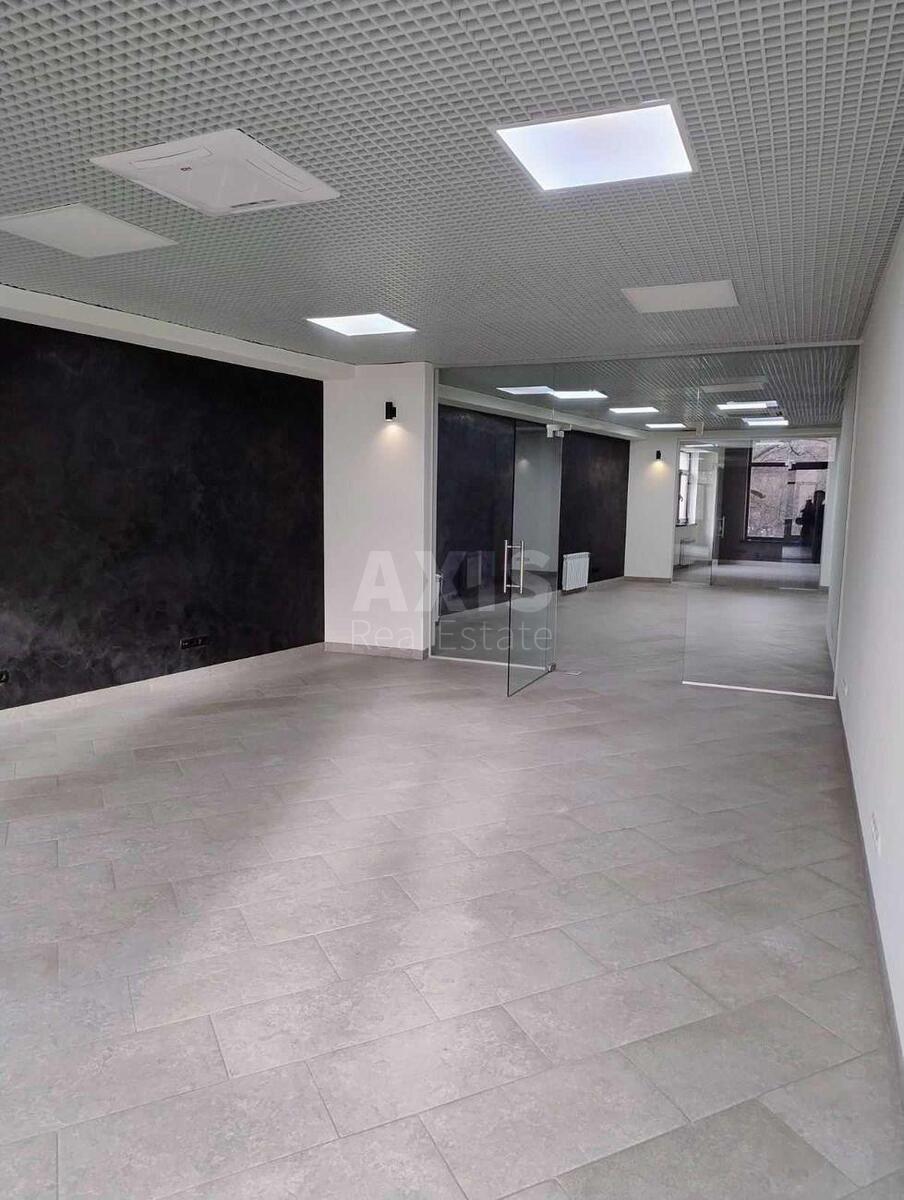 Office vul. Shhekavyc'ka 53, 150m21