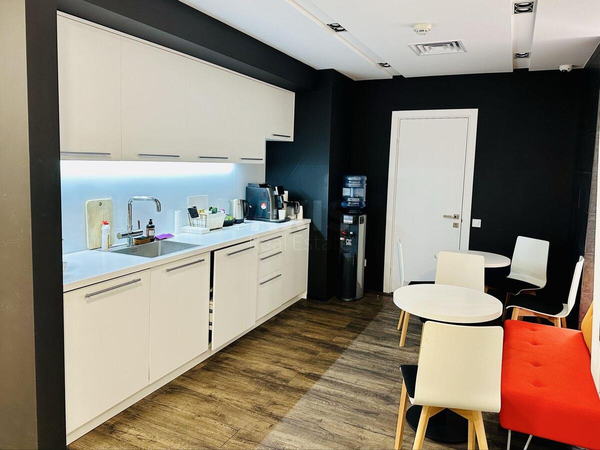 Office pl. Sportyvna 3, 247m25970513