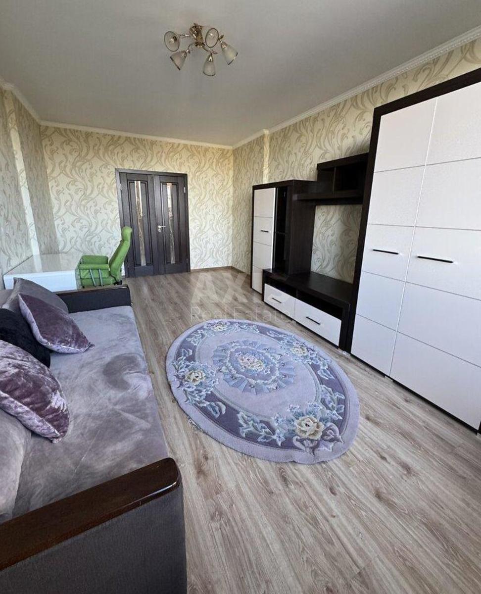 3k apartment vul. Myhajla Maksymovycha 3Г1