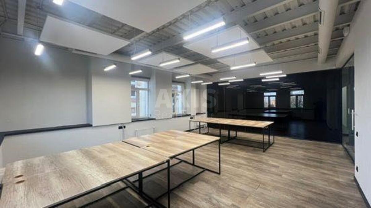 Офис пер. Кияновский 7А, 380м26