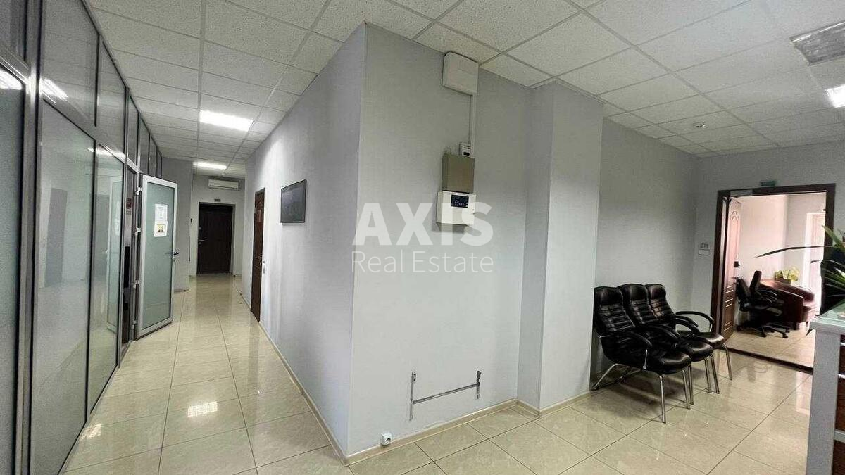 Office vul. Jevgena Konoval'cja 32, 180m2567490