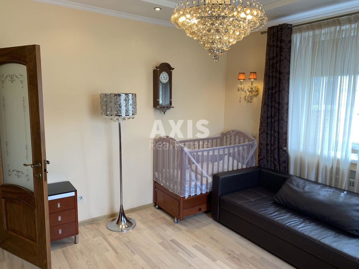 3k apartment vul. Golosii'vs'ka 133