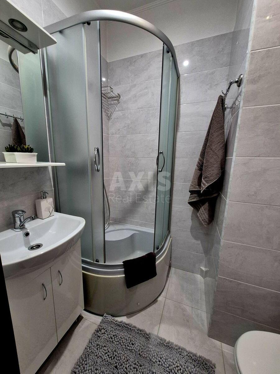 1k apartment pr-t Sobornosti 146135311