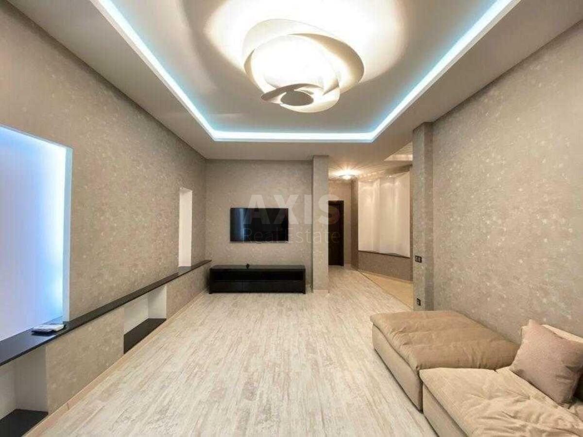 3k apartment vul. Yulia Zdanovska 46/11