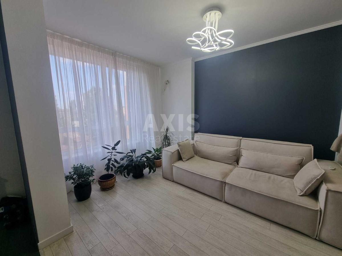 2k apartment vul. Solom'jans'ka 20А0
