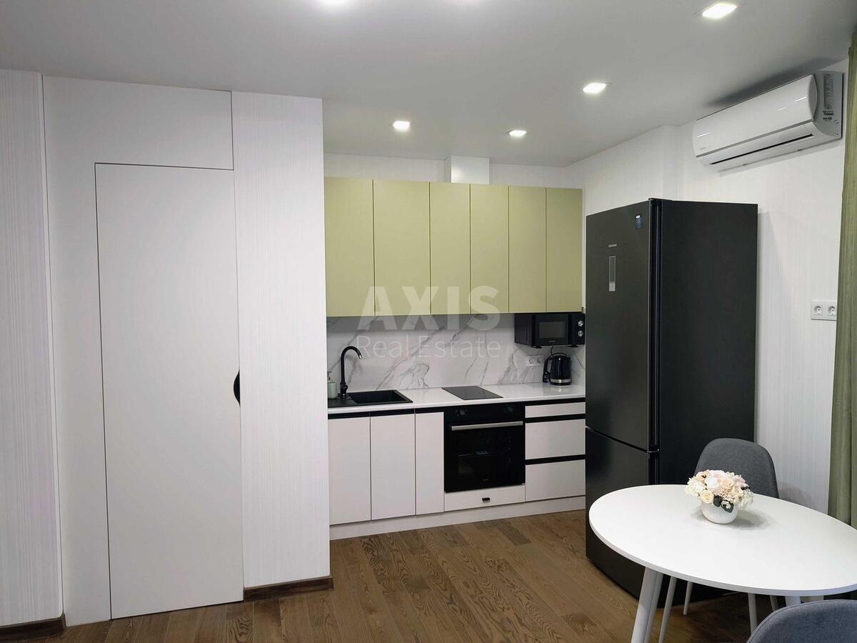 2k apartment vul. Stusa Vasylja 35609700