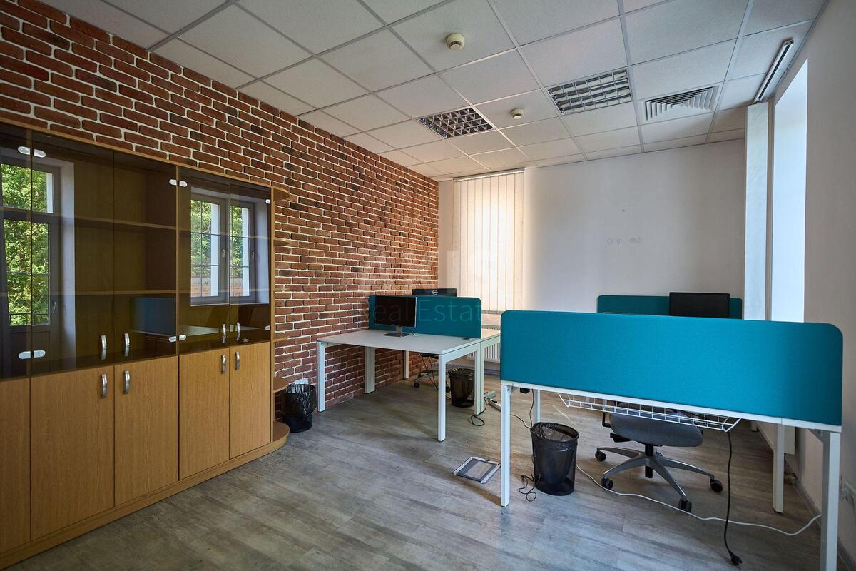 Office vul. Shmidta Otto 6, 1084m2527471