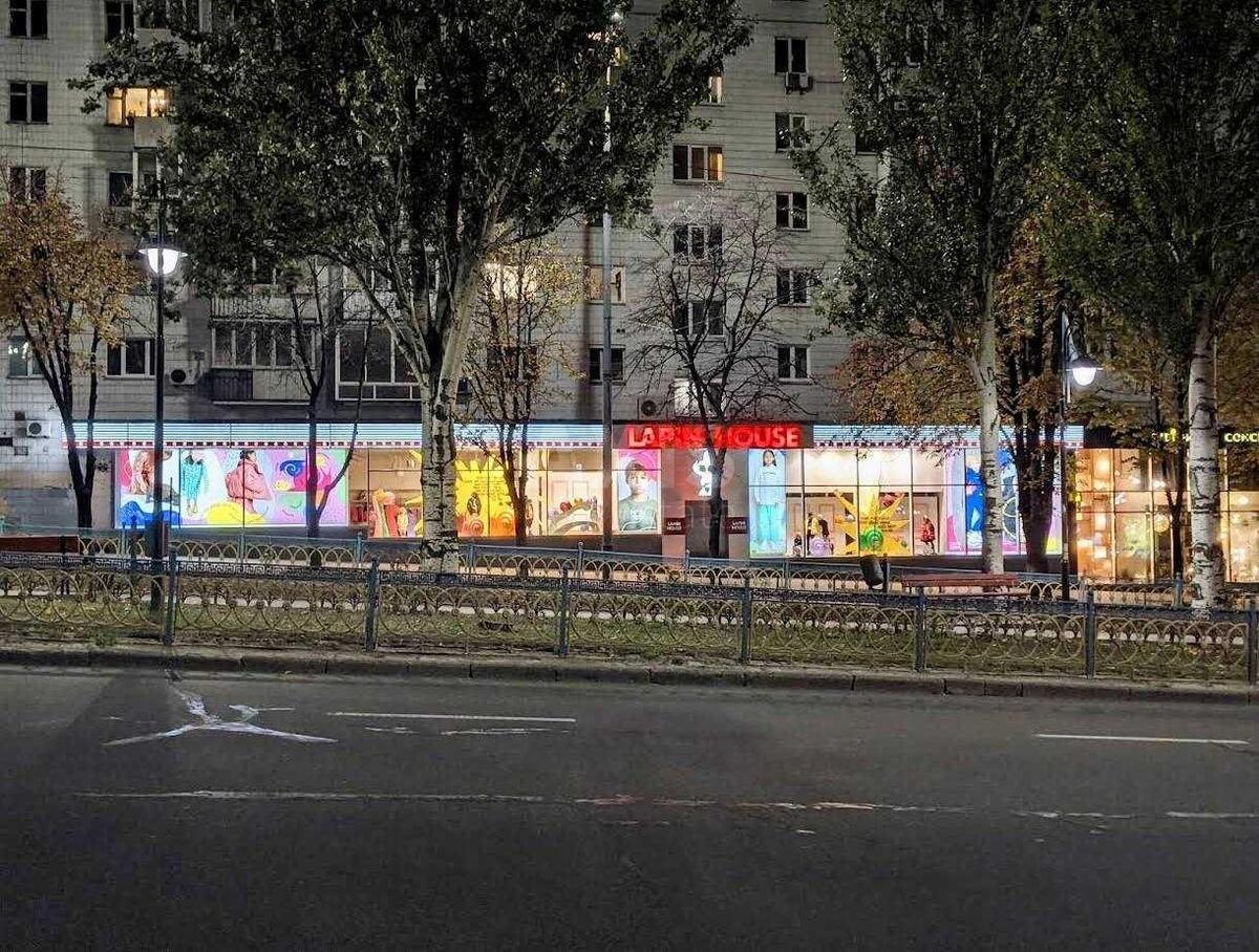 Объект торговли бул. Леси Украинки 20/22, 1335м2621310