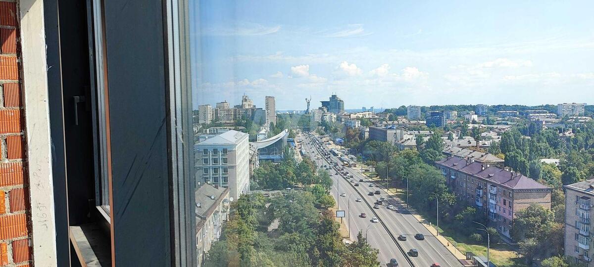 2к квартира бул. Дружбы Народов 13А6
