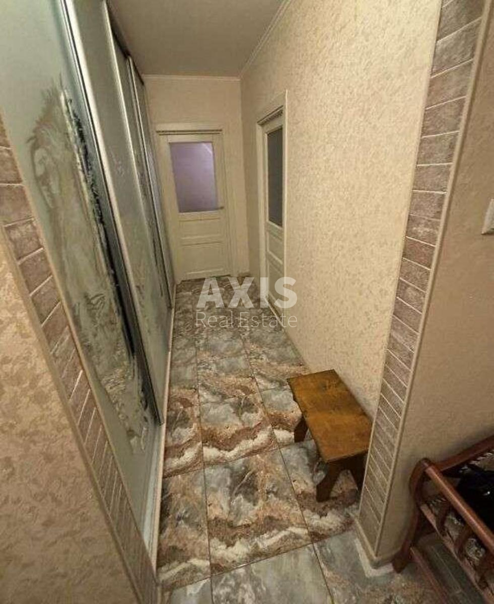 2к квартира ул. Львовская 15Б1