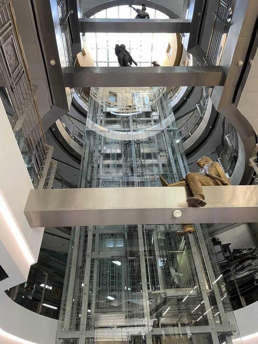 Office vul. Basejna 1/3, 269m210