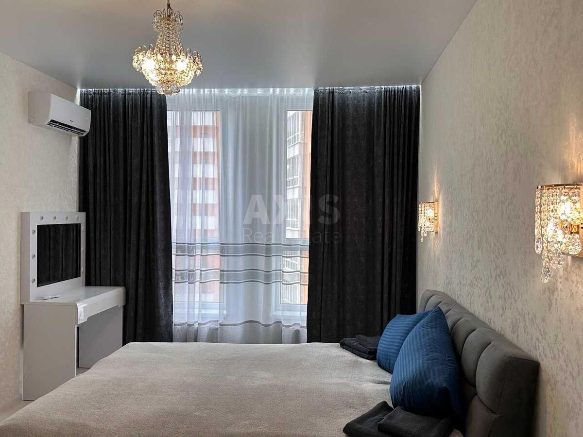 3к квартира ул. Олеся Бердника 1В587682