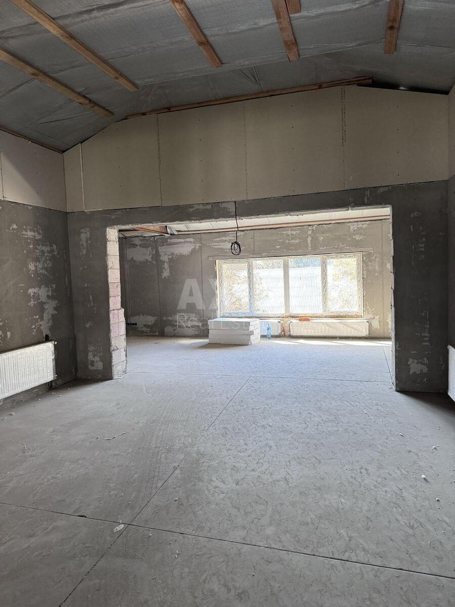Service object vul. Vsevoloda Zmijenka 34/21, 1580m2581980