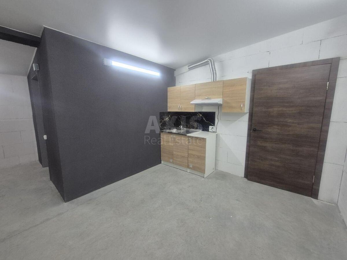 Service object dor. Velyka Kil'ceva 4, 280m2625164