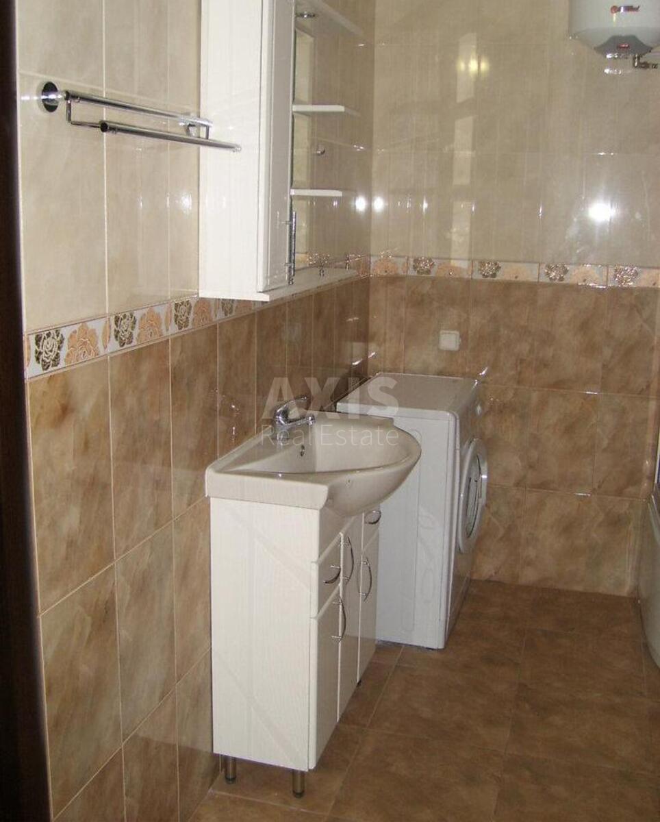 2к квартира ул. Драгоманова 40Ж572052