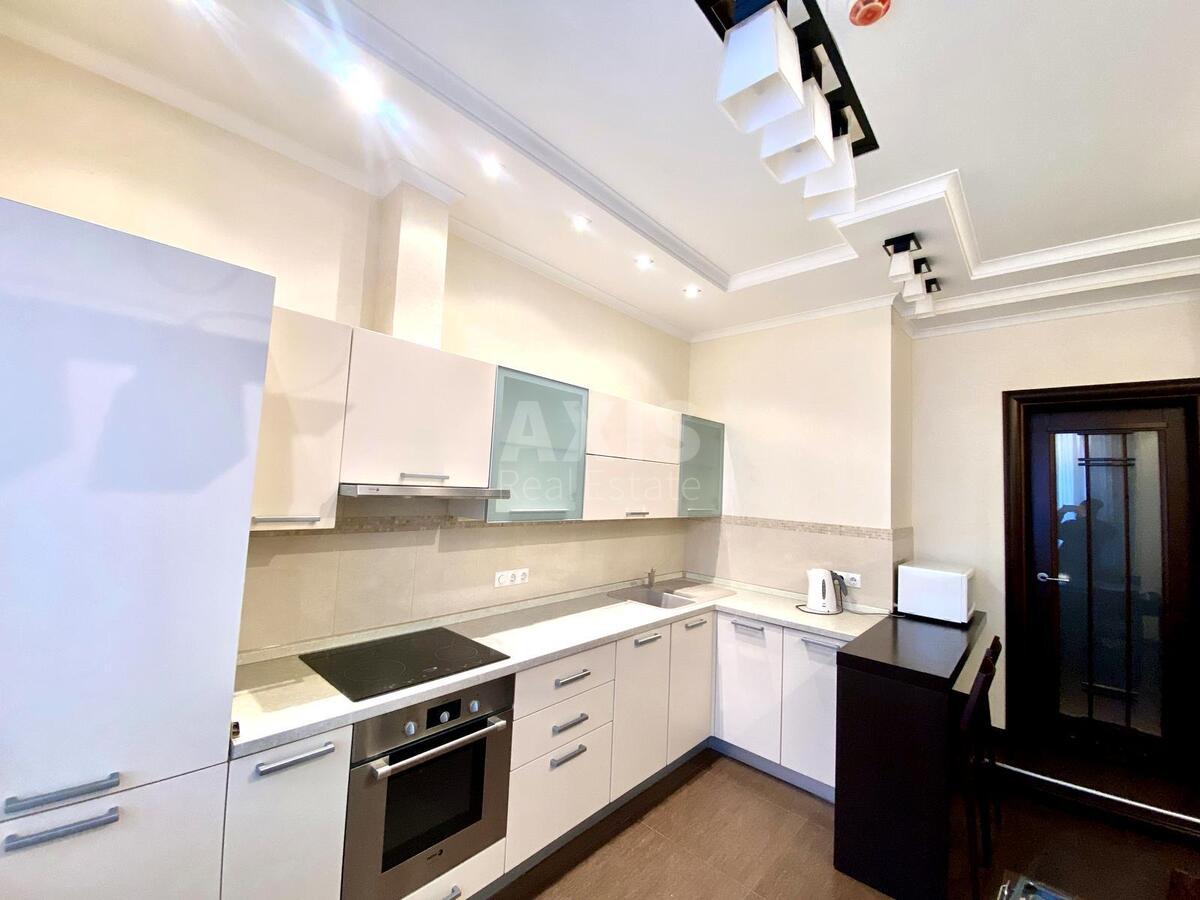 2k apartment vul. Jevgena Konoval'cja 32Г617551