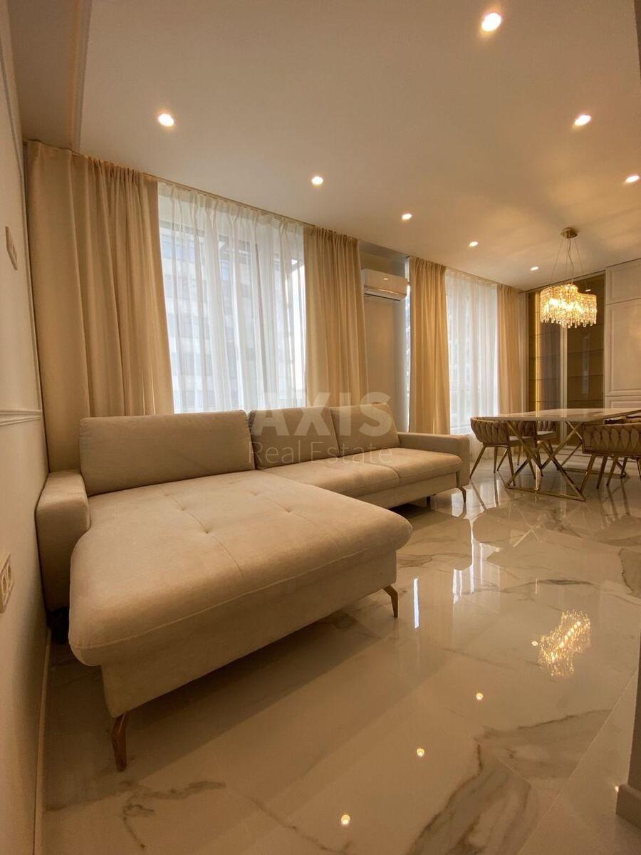 1k apartment vul. Rodyny Kristeriv 20