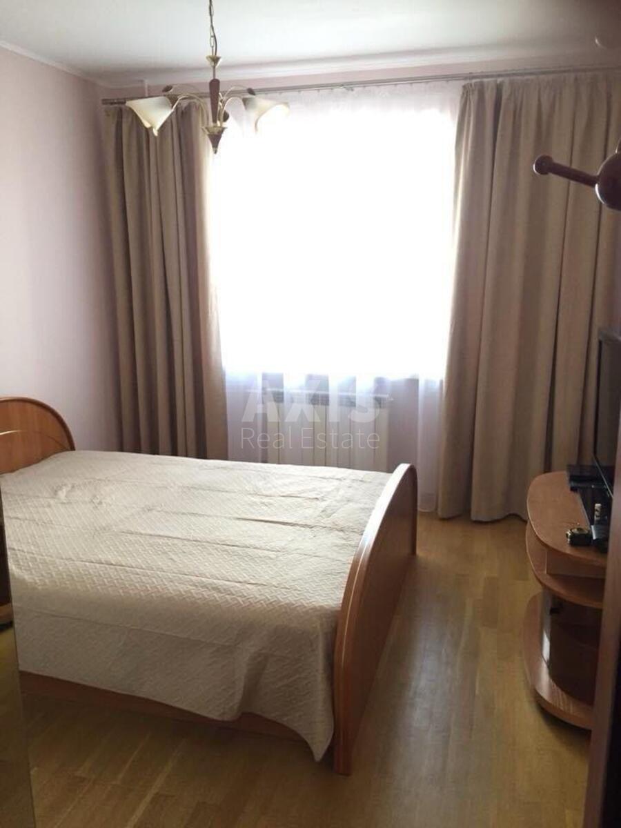 2k apartment vul. Bal'zaka Onore de 81/1618301