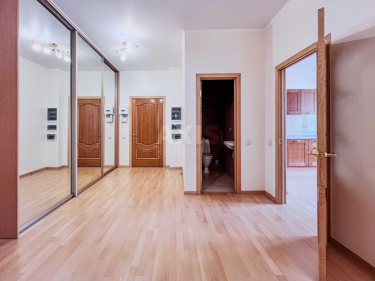 3k apartment vul. Turgenjevs'ka 42/442
