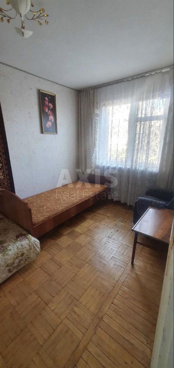 2k apartment vul. Serafymovycha 7/12