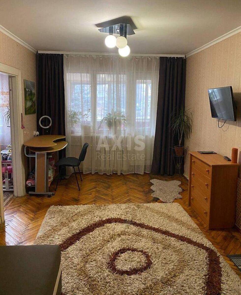 2к квартира пр-т Отрадный 2